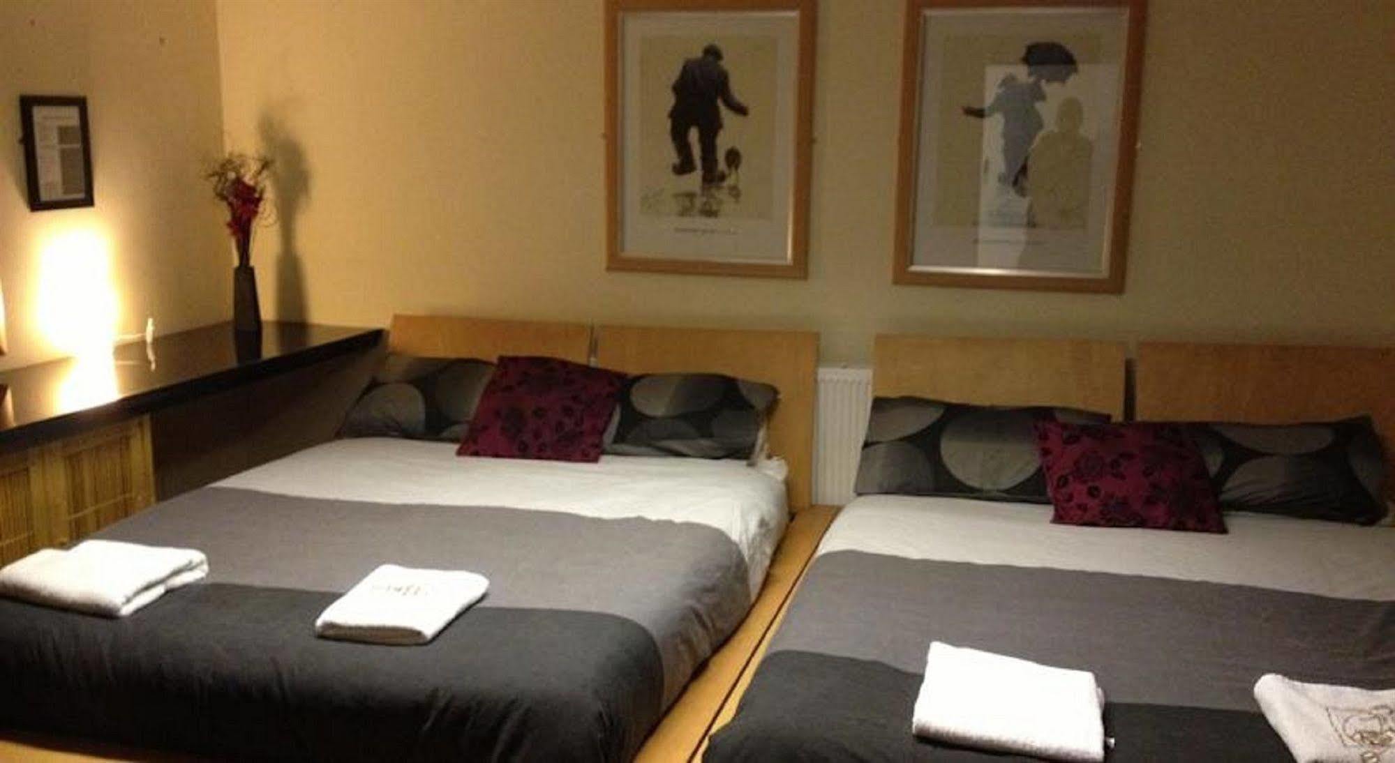 The Kingscliffe Guesthouse Manchester Eksteriør billede